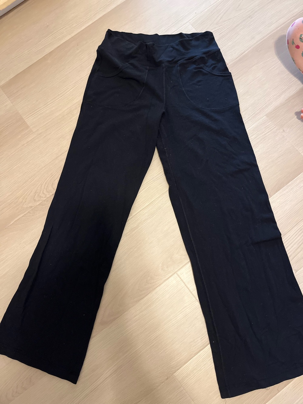 Women’s Lululemon Wide leg yoga pants